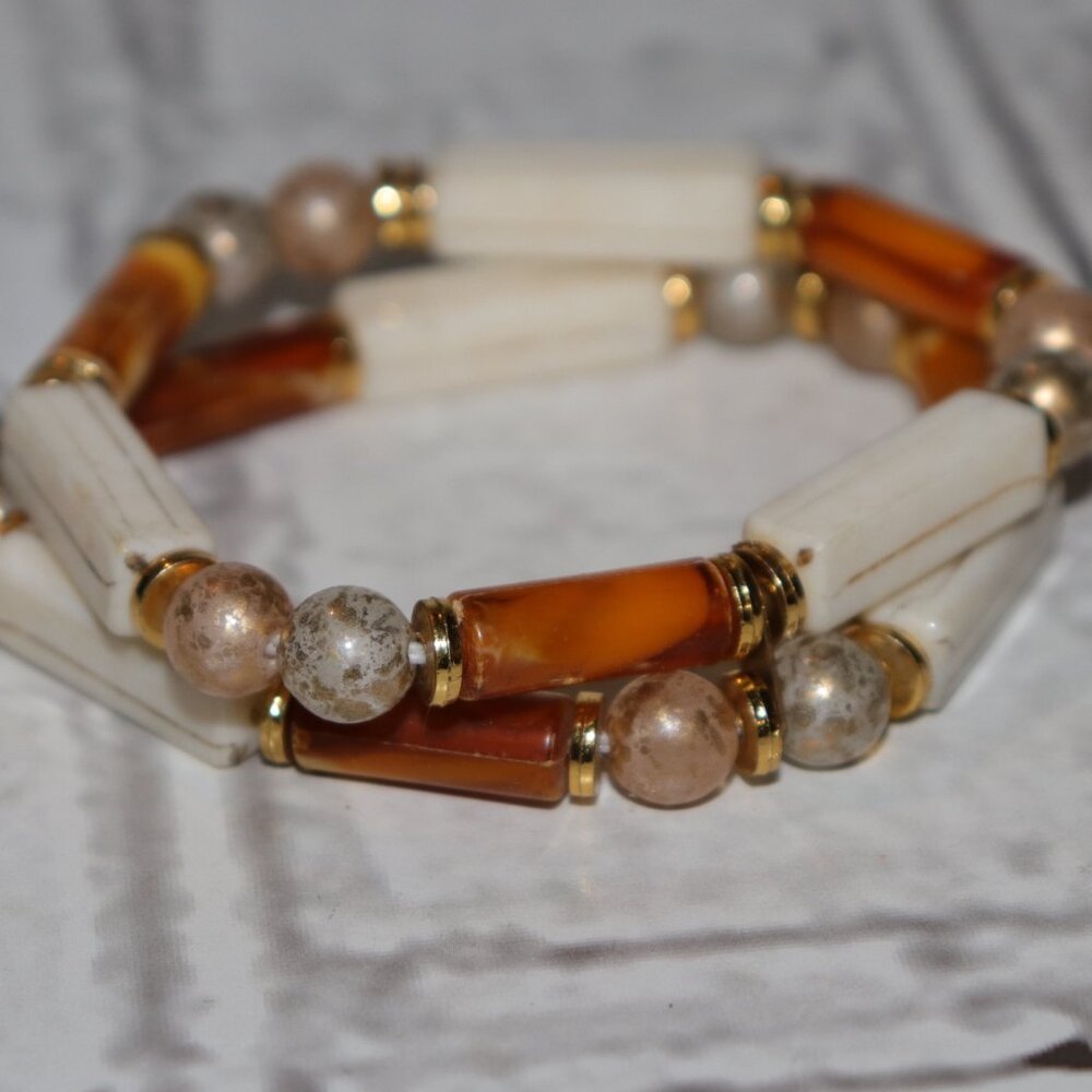 🍊 Vintage Double Bracelet – Gold, Cream & Orange – 7.5" Long – Elastic  🌼